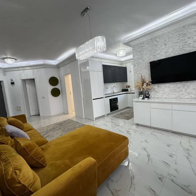 Rental of a comfortable 3-room apartment, 75 m², Mamaia Nord, Constanta, Romania